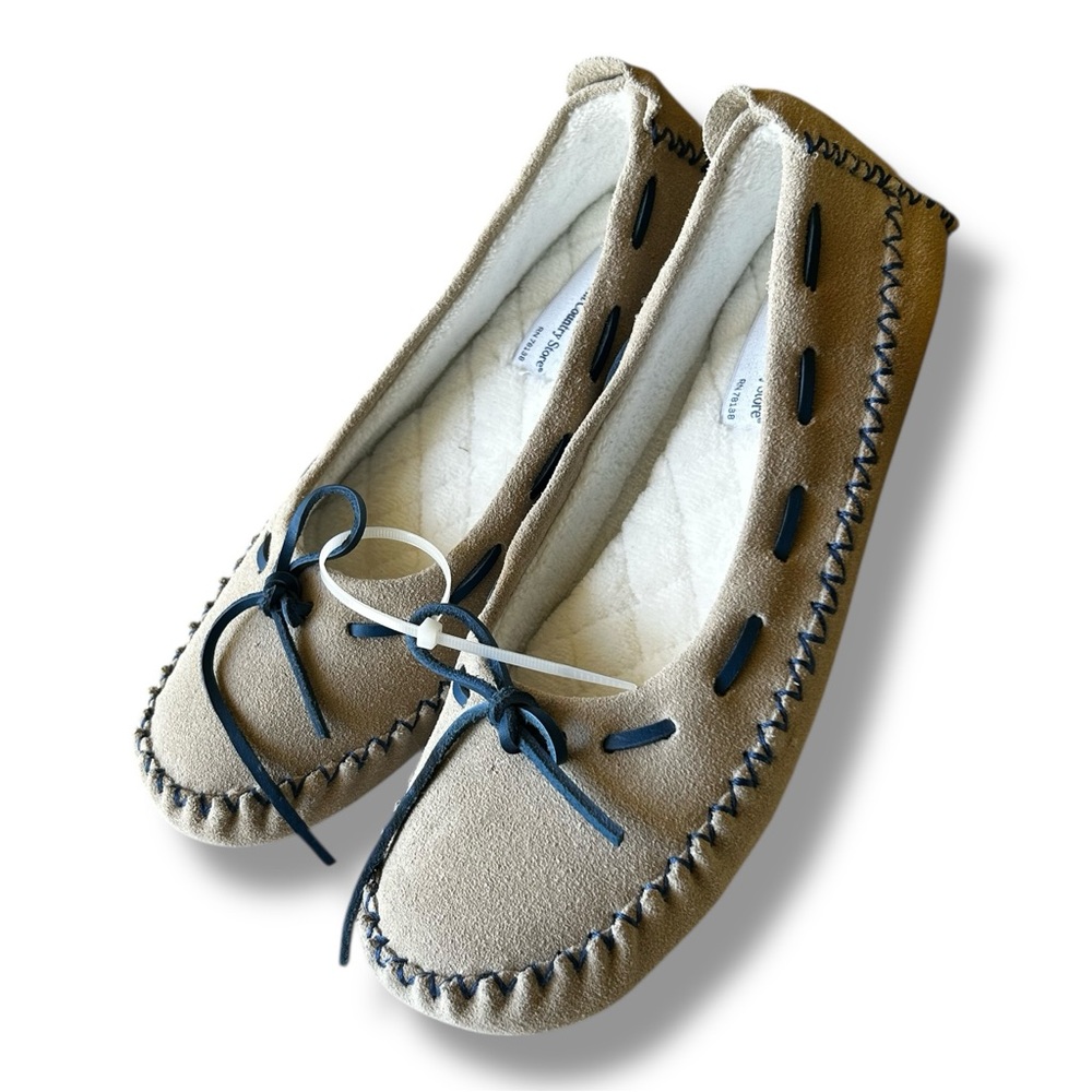 VERMONT COUNTRY STORE LEATHER SUEDE Moccasin Slippers